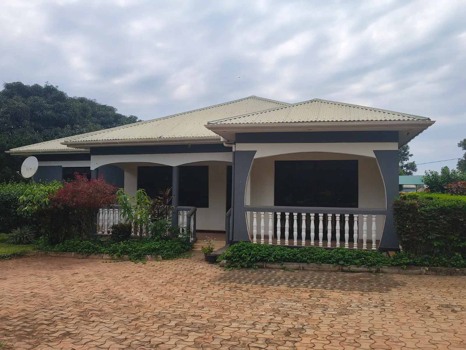 Country Home photo 1